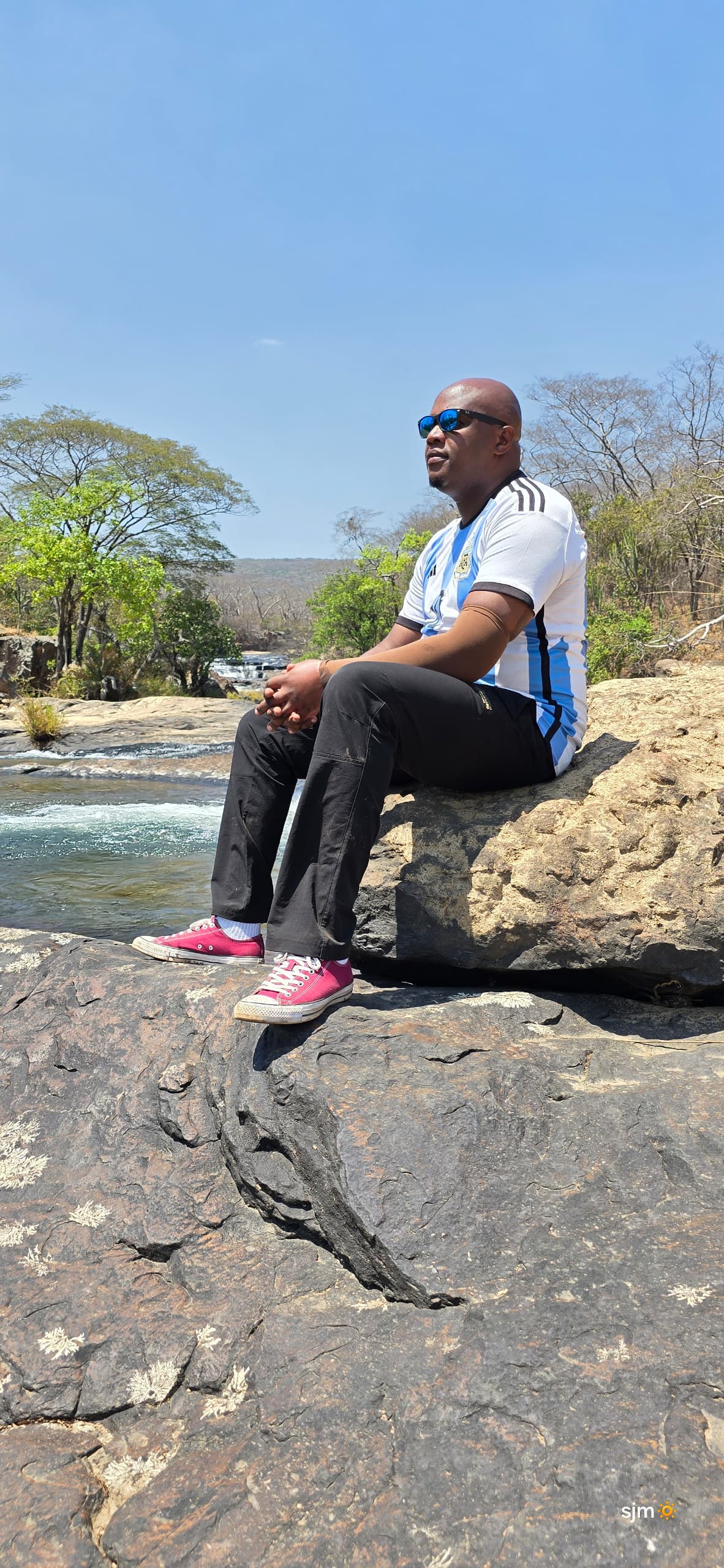 ebfb4178-af3f-4787-b479-83adcb1bd9e5